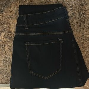 Ladies stretch jeans